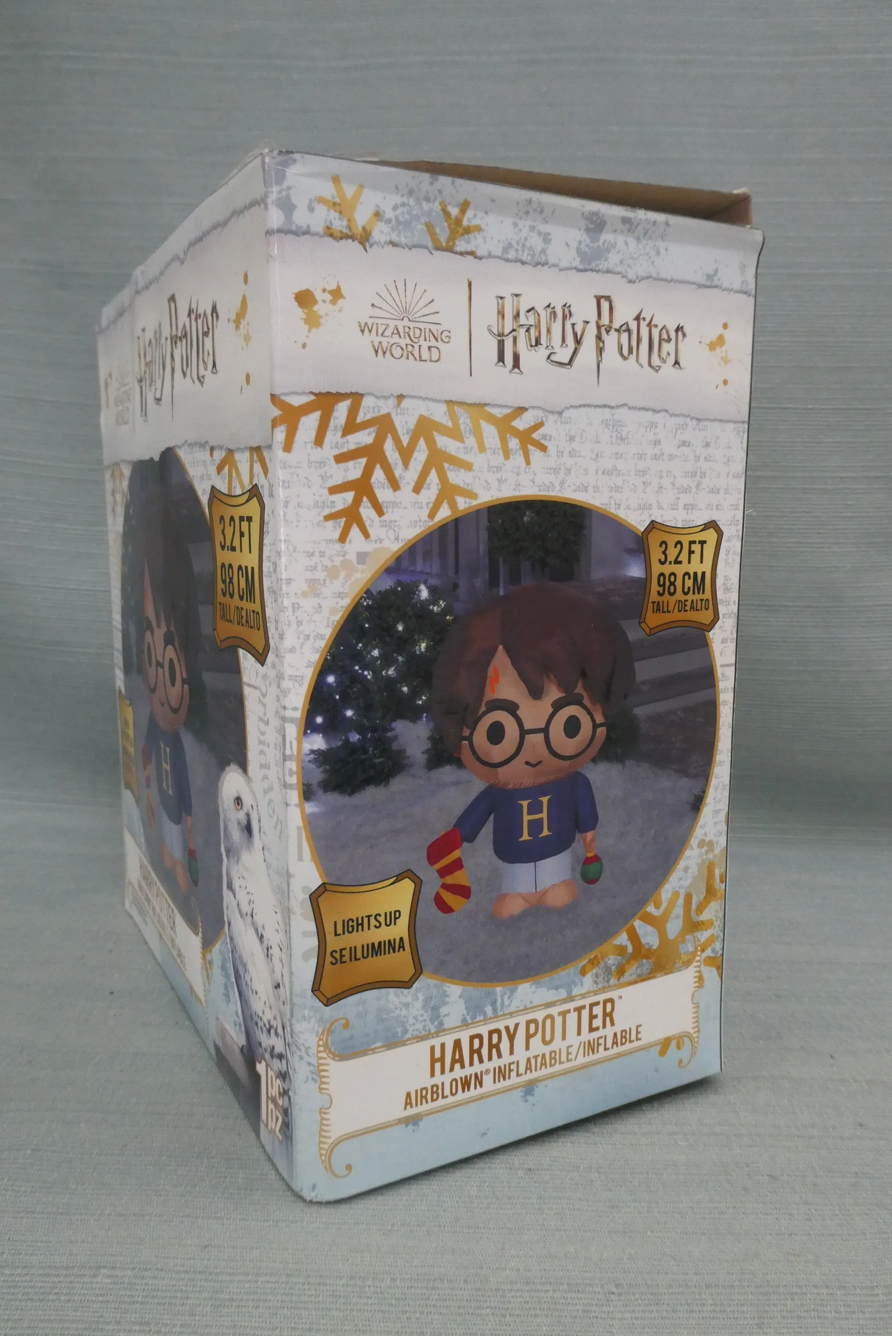 3.2 ft. LED Harry Potter Christmas Inflatable - Like New!