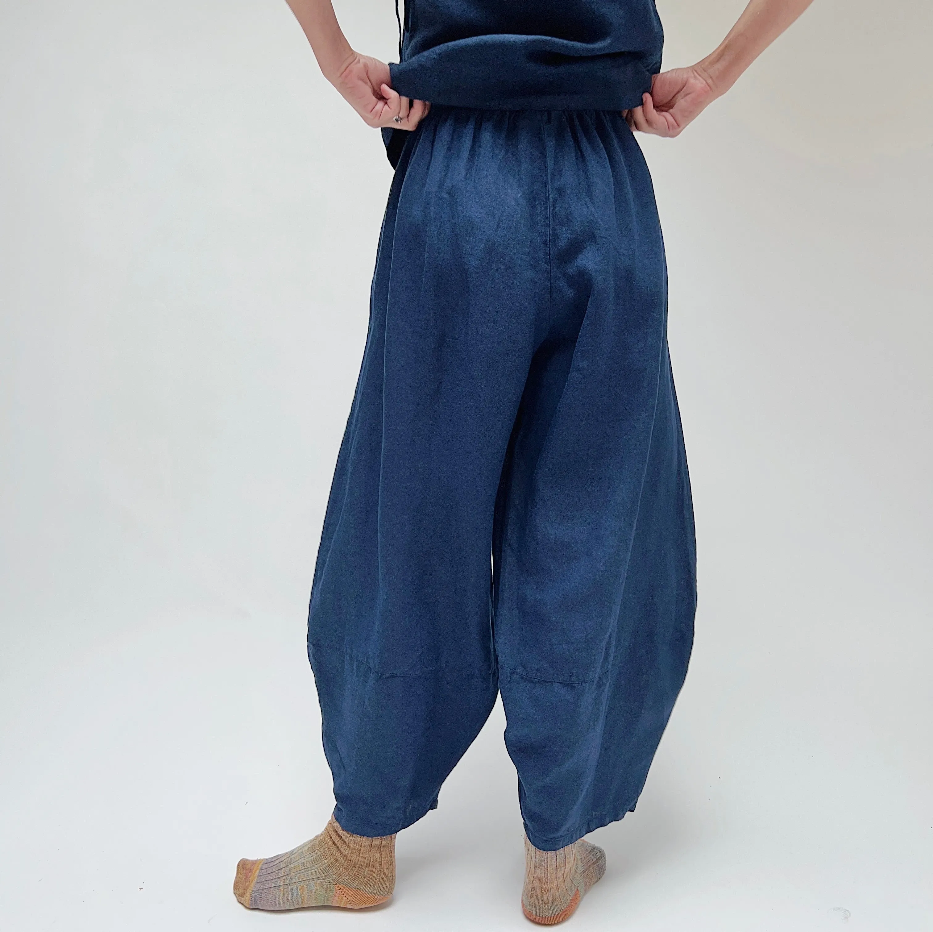 Bryn Walker | Linen Oliver Pant in Blueberry