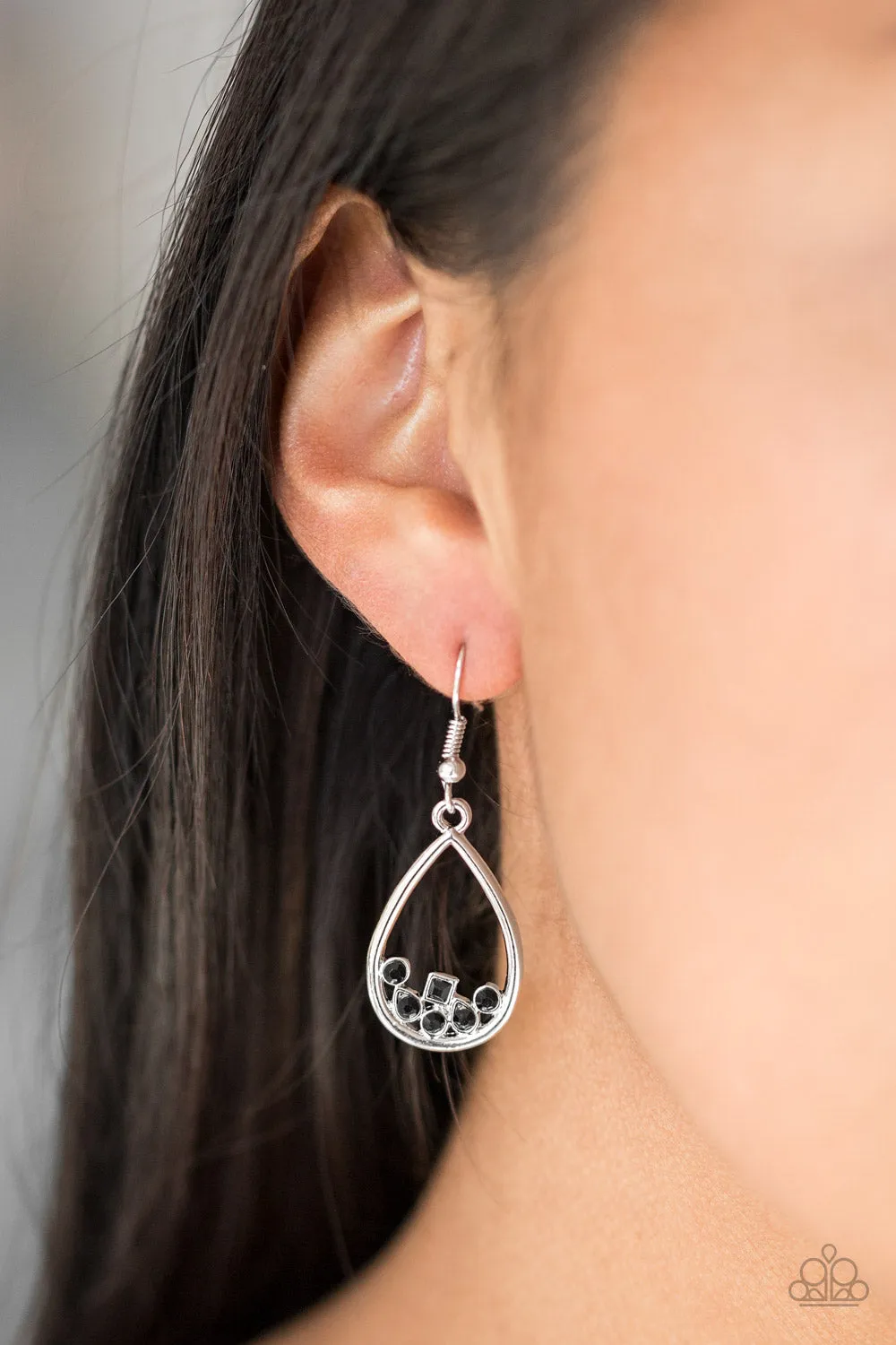 Raindrop Radiance Black Earrings