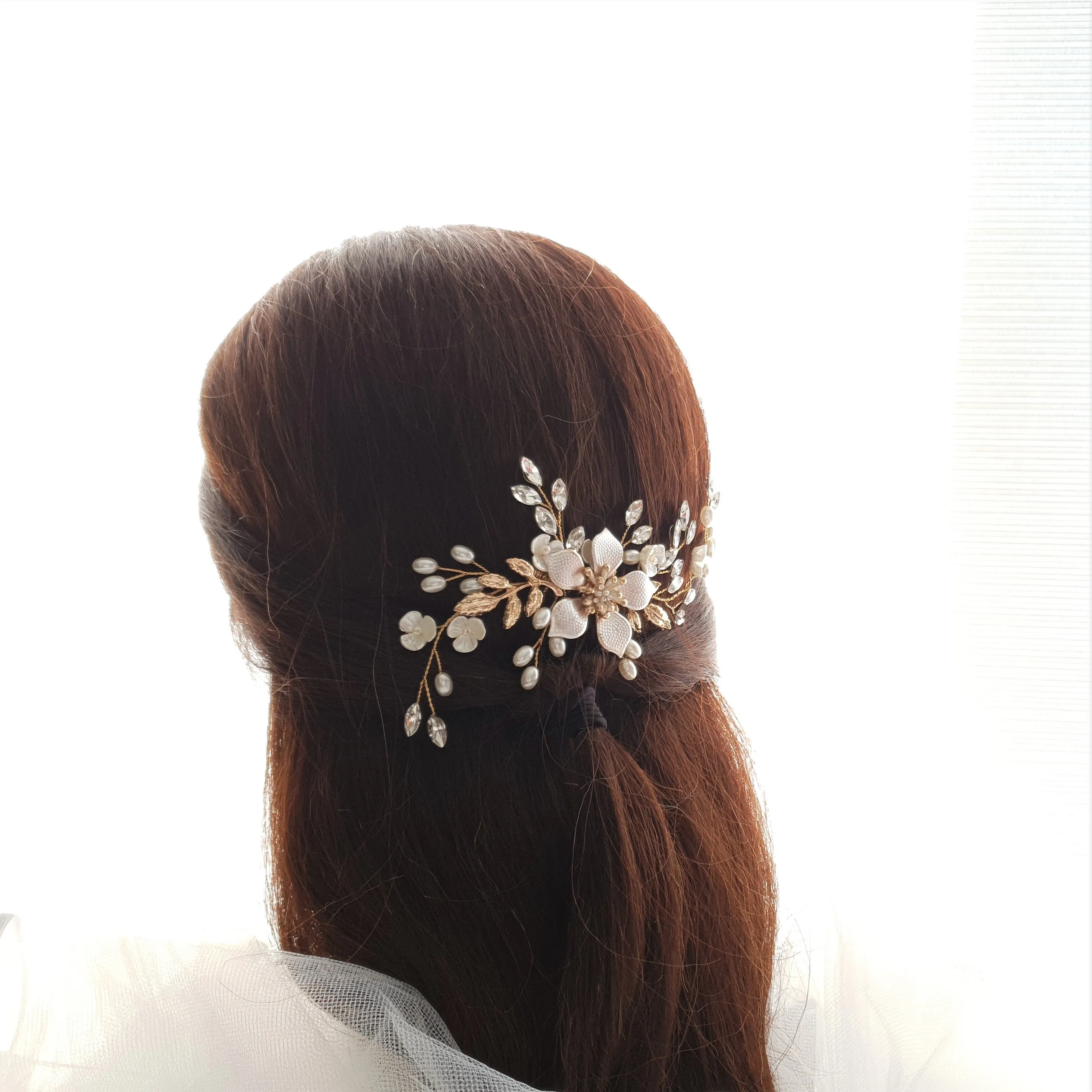 Silver Flower Wedding Hair Piece-Freya