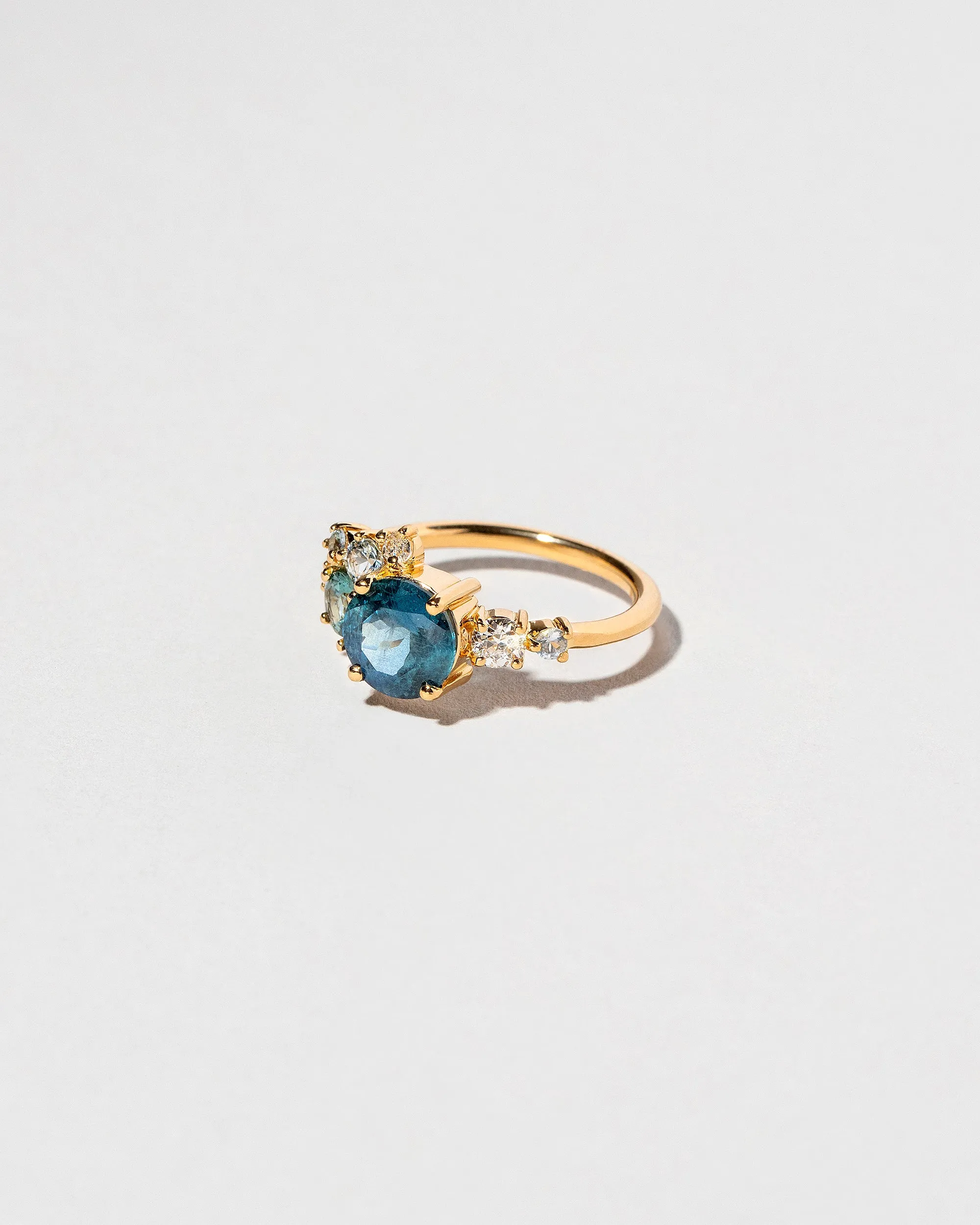 Vega Ring - Malawi Sapphire